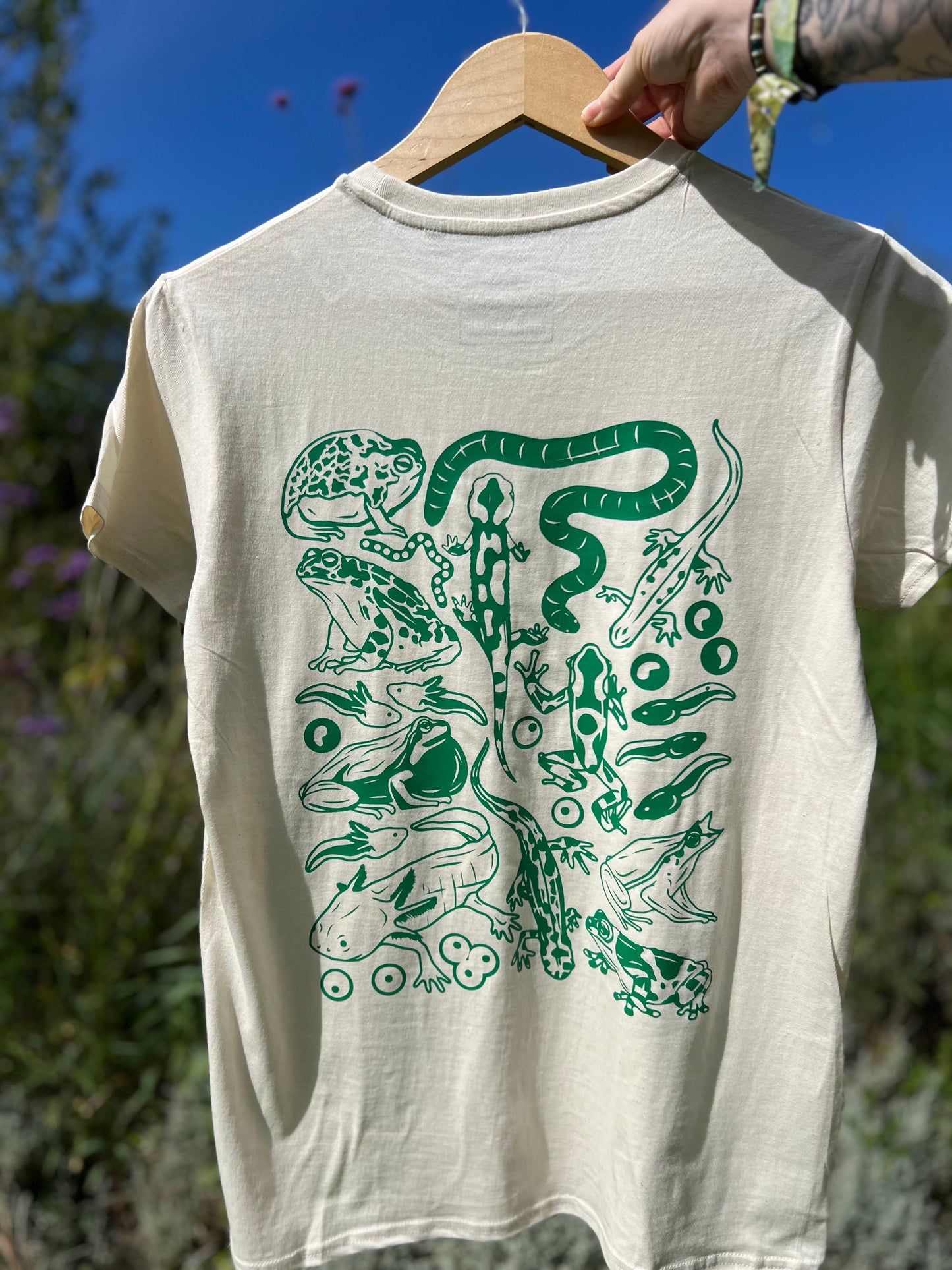 Seconds Amphibians organic cotton unisex tshirt