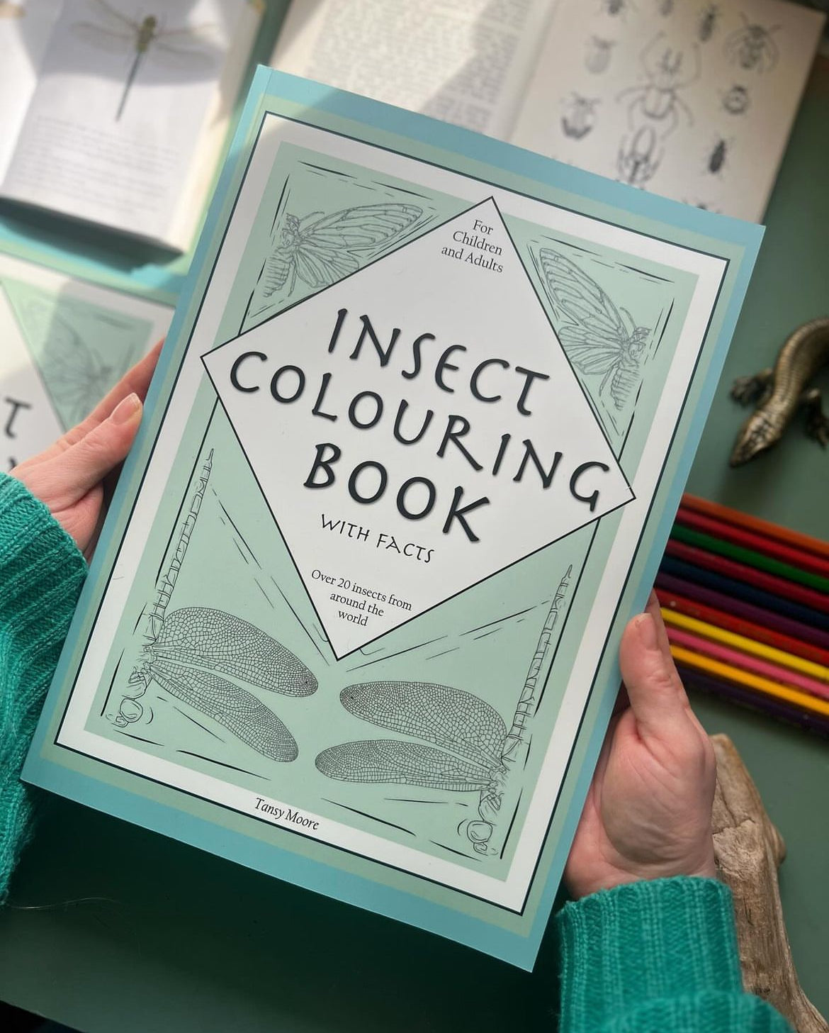 Colouring in Card Sets and Books