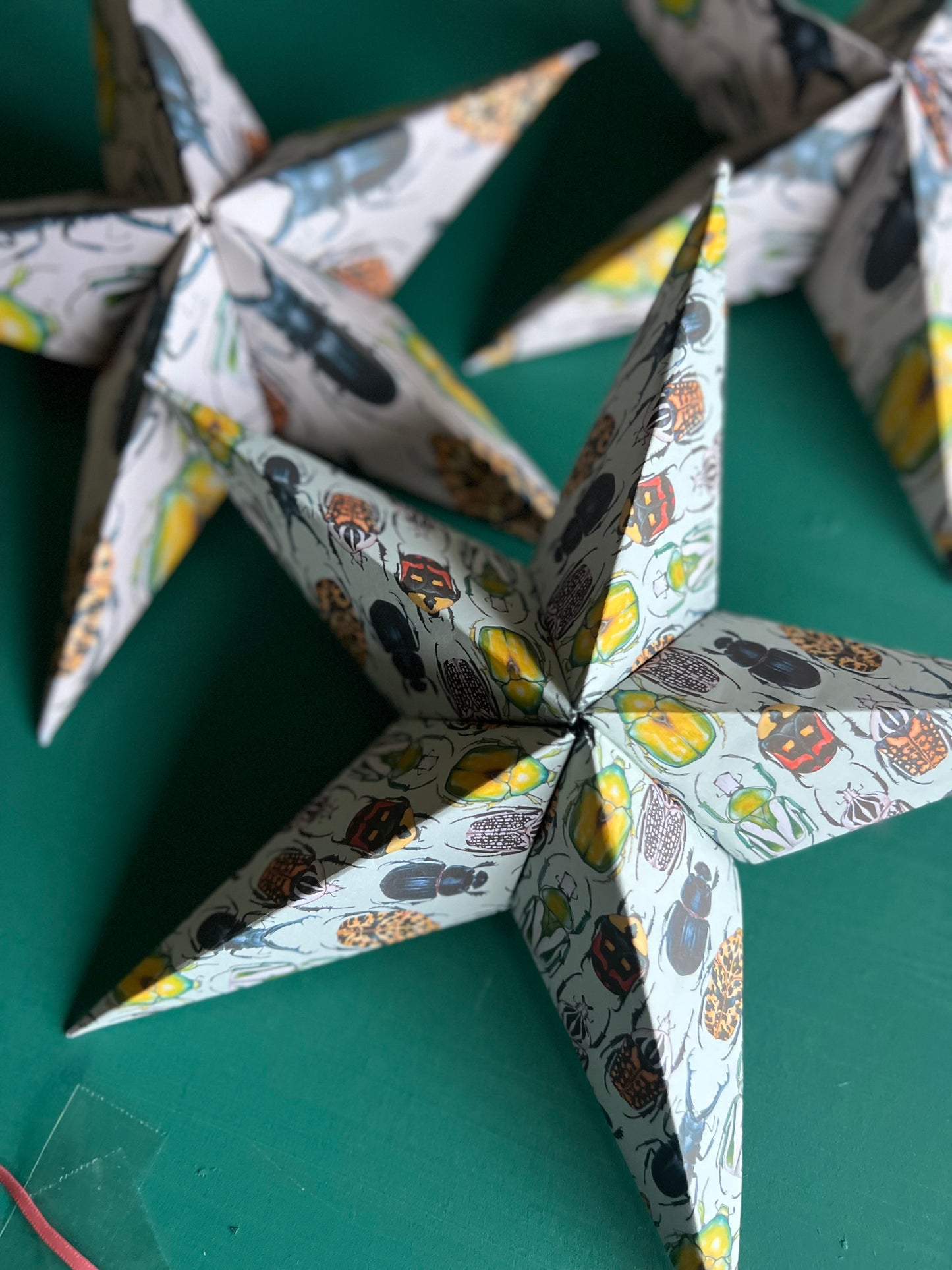 DIY Beetle Stars, 3D Paper Stars