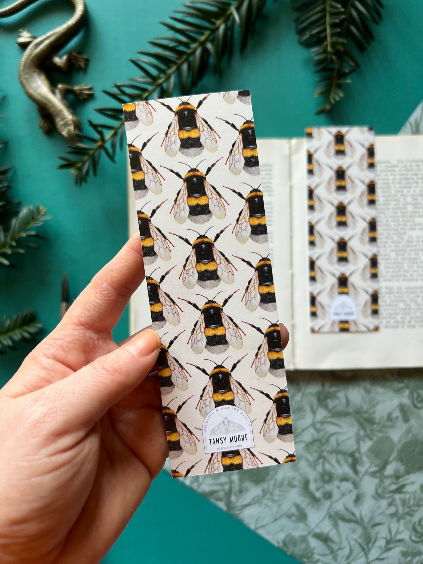 Bee Bookmark