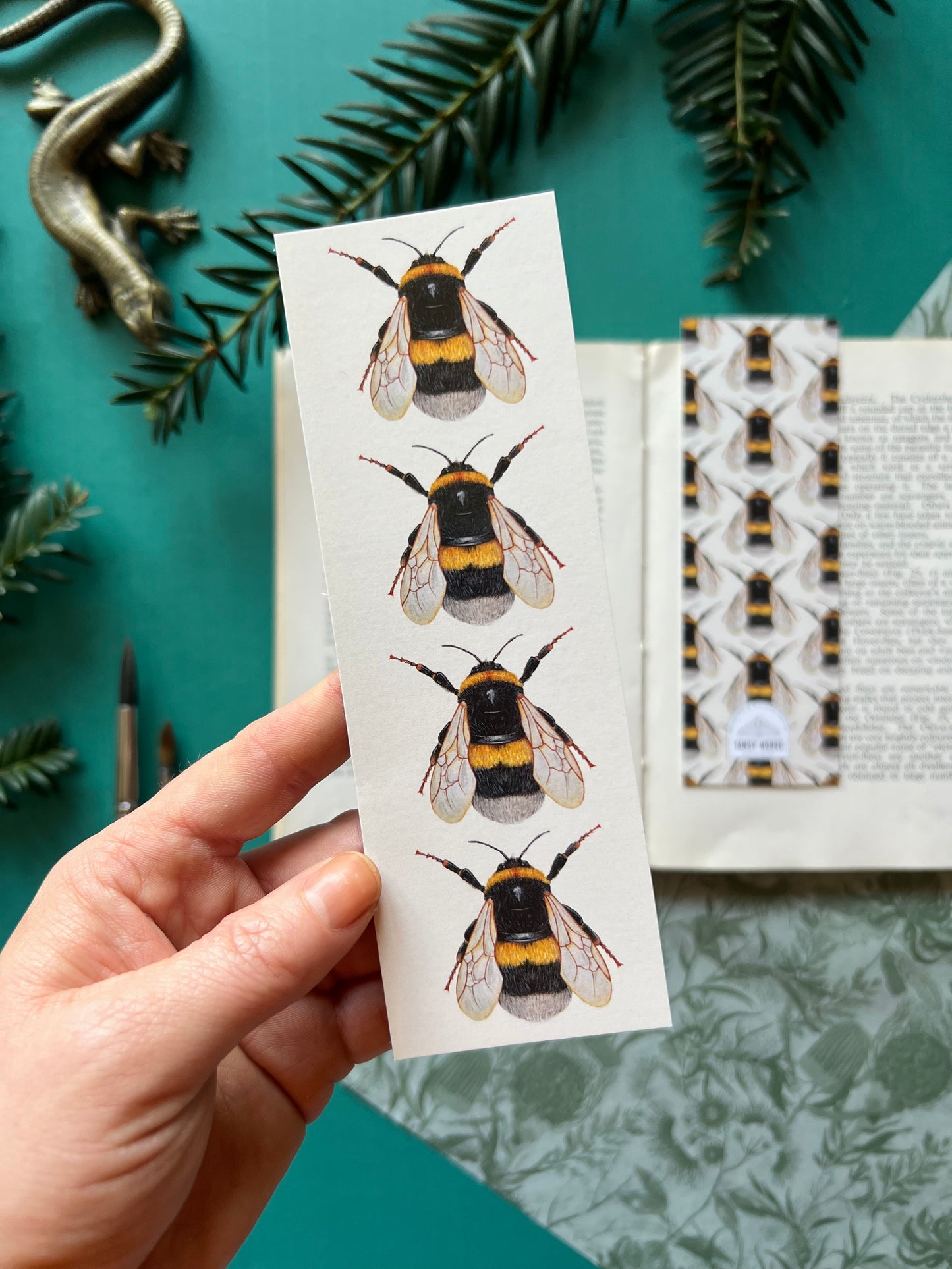 Bee Bookmark